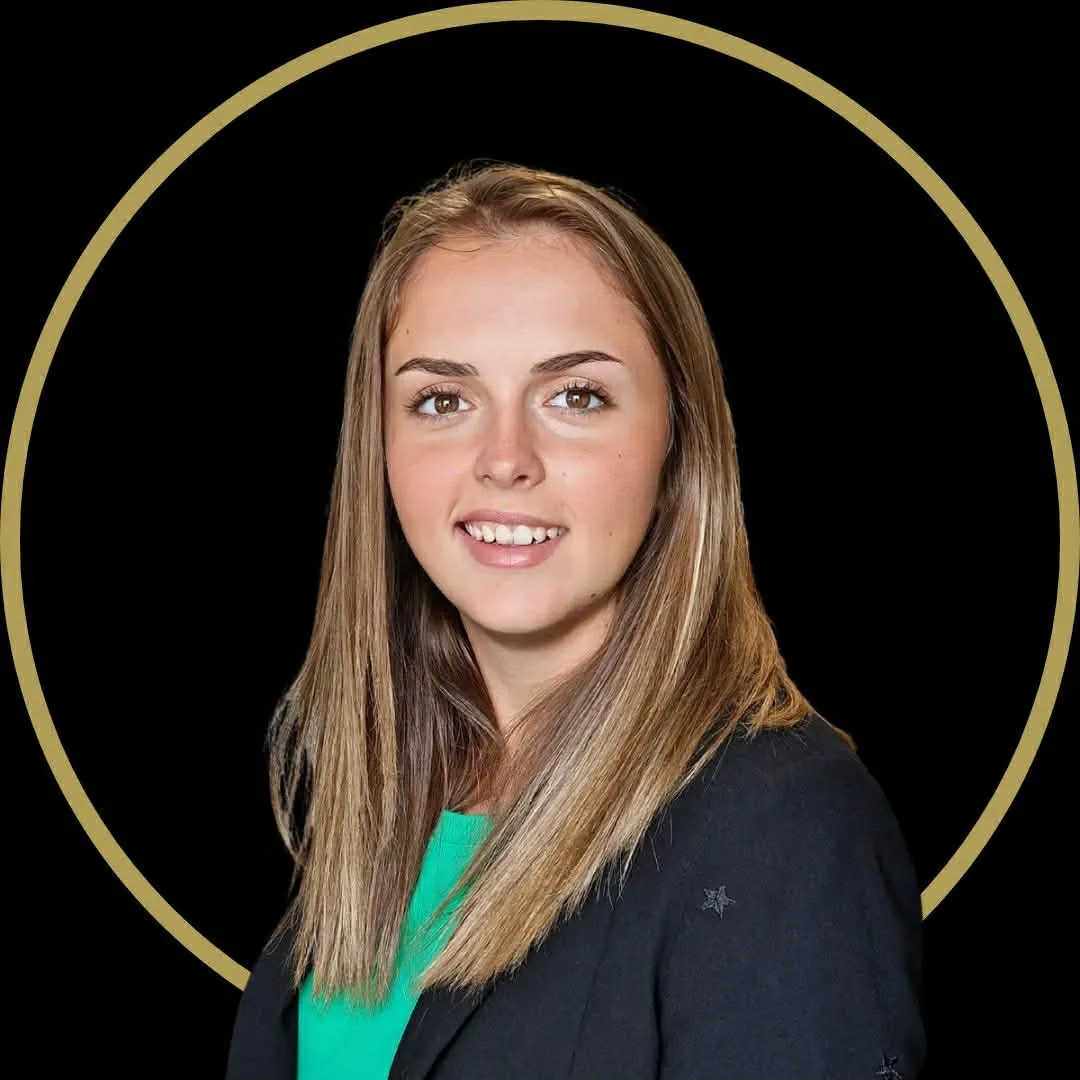 Eva Burlet, monitrice de tennis à Visé — Tennis Horizon Belle-Fleur